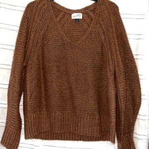 Universal Thread Medium Sweater